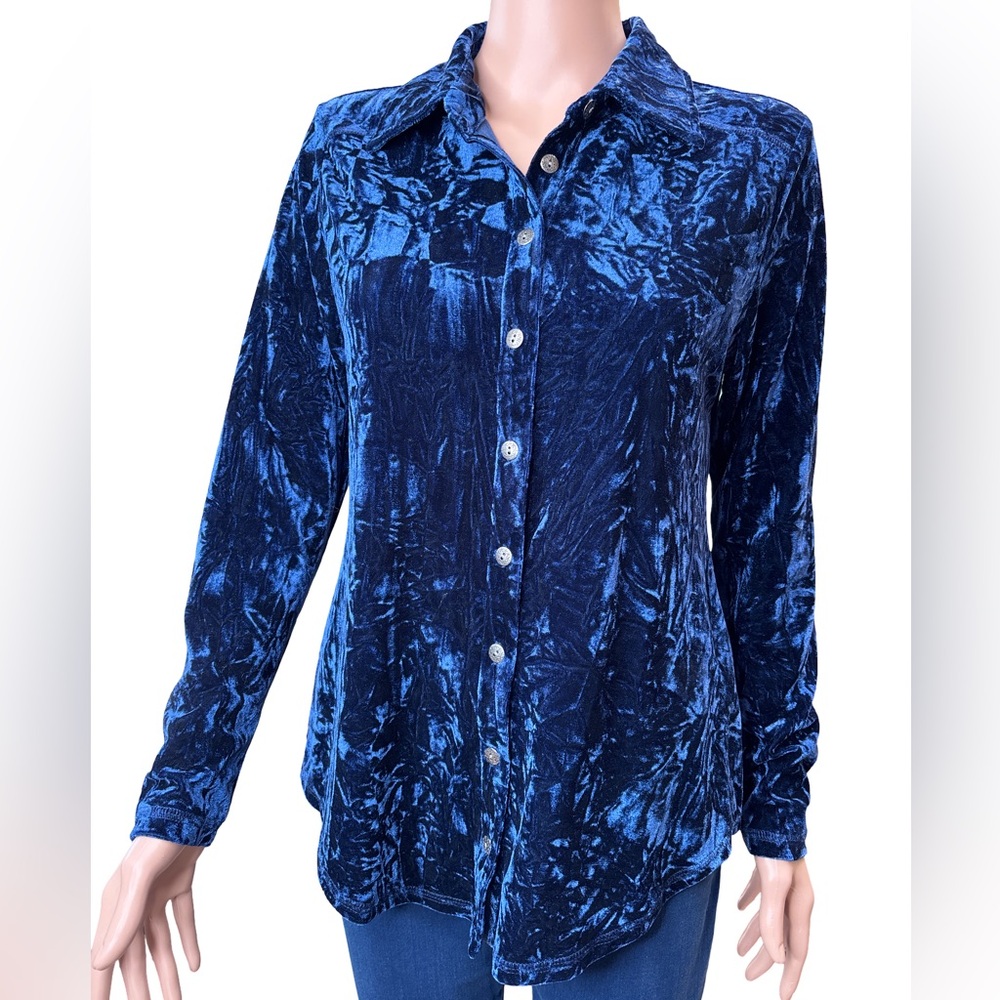 SNO SKINS Deep Blue Velvet Button Down Shirt Small